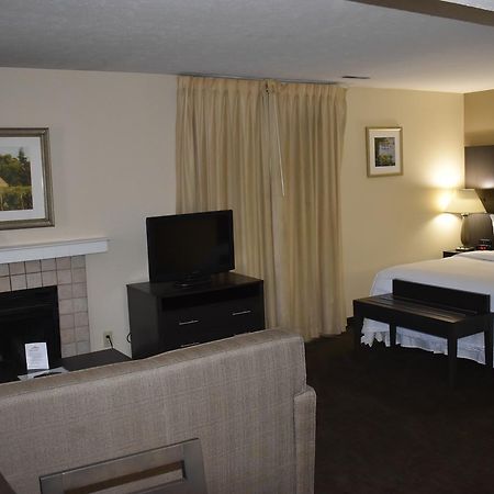 Hawthorn Suites Dayton South マイアミズバーグ エクステリア 写真
