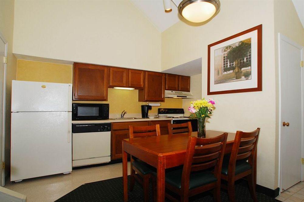 Hawthorn Suites Dayton South マイアミズバーグ エクステリア 写真