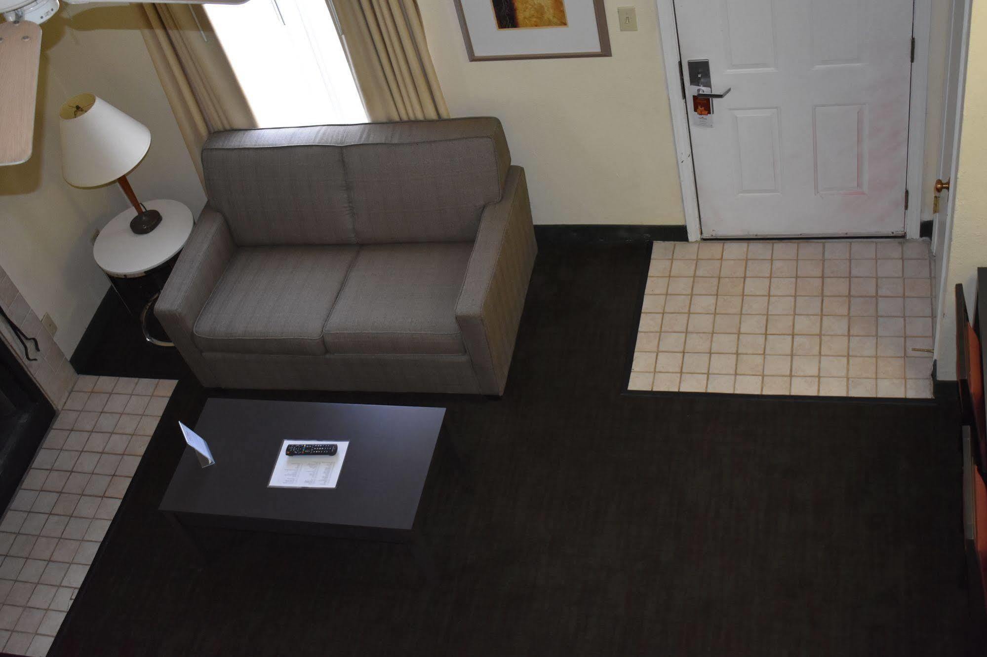 Hawthorn Suites Dayton South マイアミズバーグ エクステリア 写真