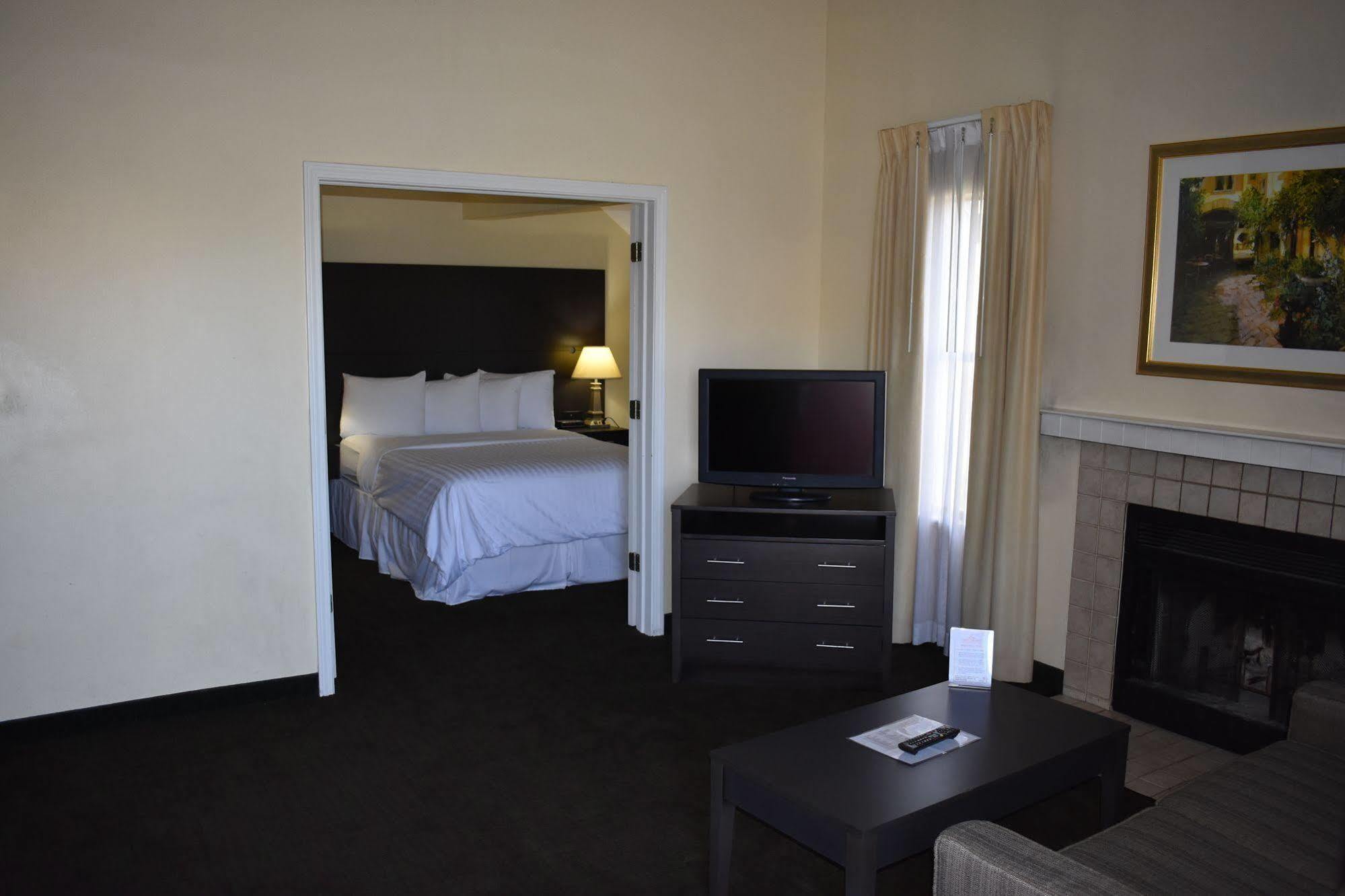 Hawthorn Suites Dayton South マイアミズバーグ エクステリア 写真