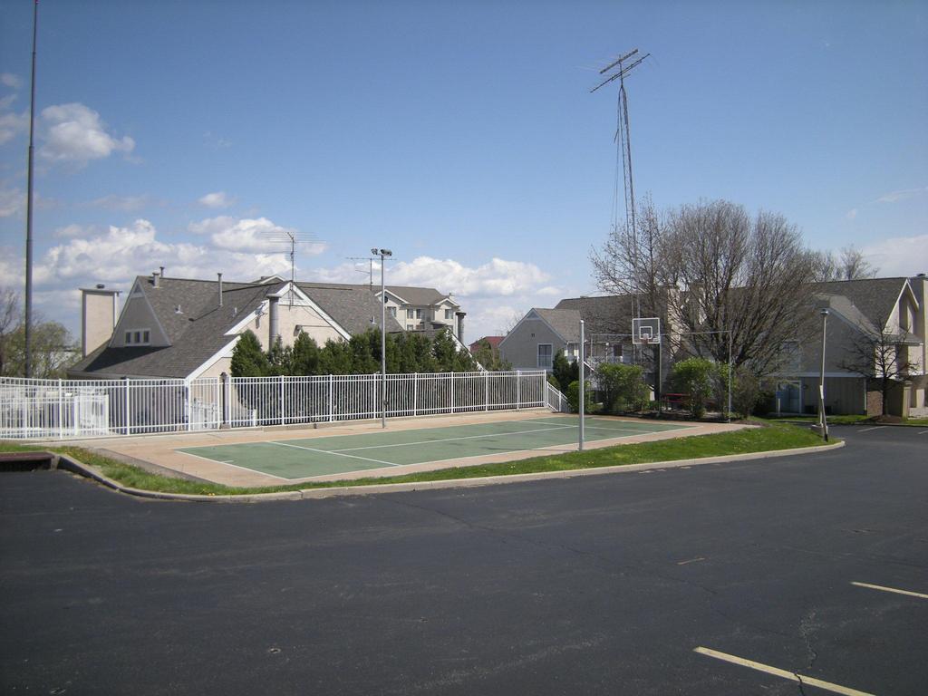 Hawthorn Suites Dayton South マイアミズバーグ エクステリア 写真